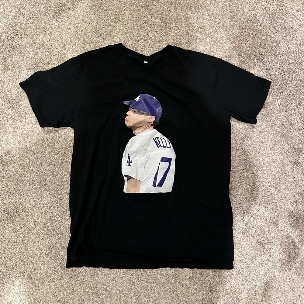 Graphic tee shirt